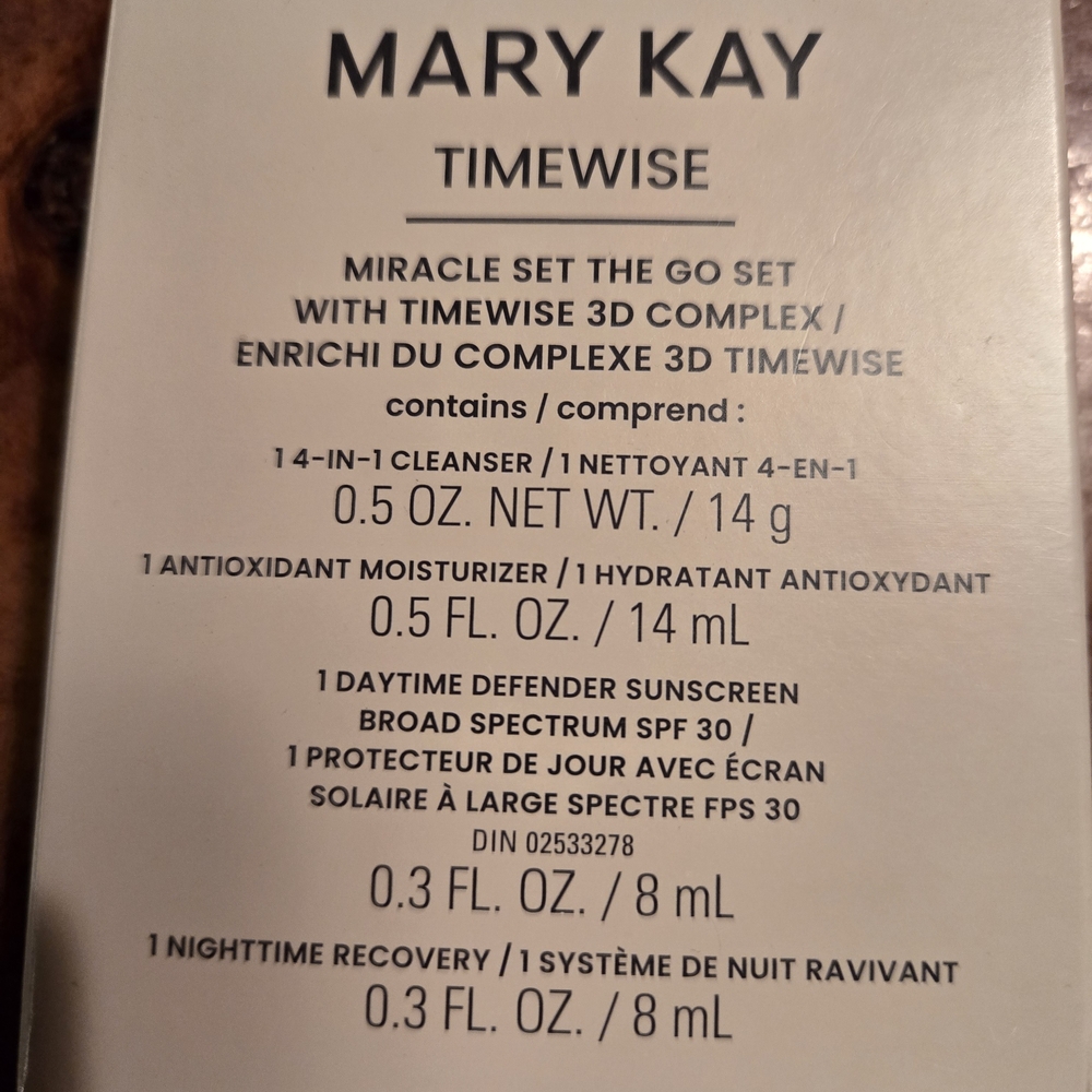 Mary Kay Timewise 3D Miracle Set Go